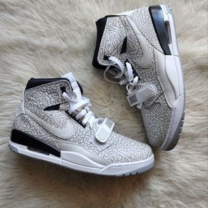 Jordan Legacy 312 Flip White Grey size 12